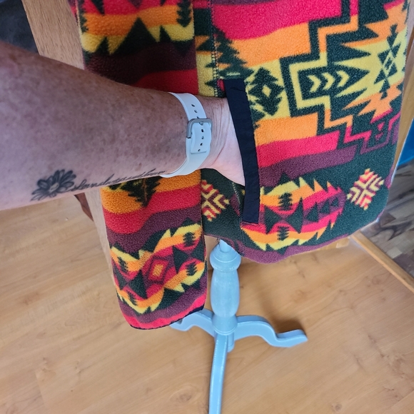 Southwest Pattern Fleece Hooded Sweater - Picture 4 of 15